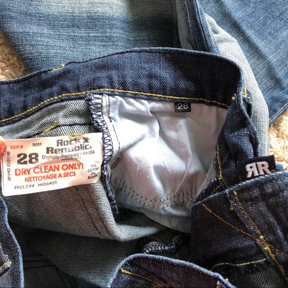 Rock & Republic “ROTH” Signature R’s Jeans - Picture 3 of 6